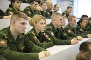 Можно ли с плохим цветовосприятием поступить в военную академию?