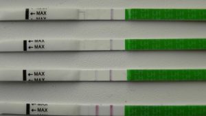 Вторая бледная полоска на тесте на беременность