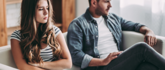 Может ли мужчина, не вступающий раньше в отношения влюбиться?