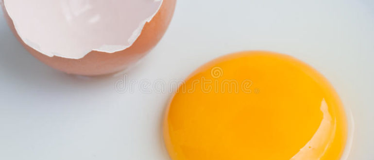 Выделения похожие на яичный желток