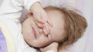 Кожа ребенка сильно бледнеет во сне