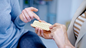 Мигрень и противозачаточные таблетки